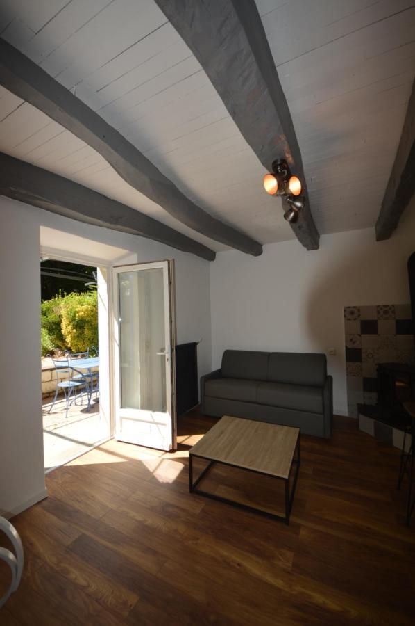 Maison Maliga J&g House Bed & Breakfast