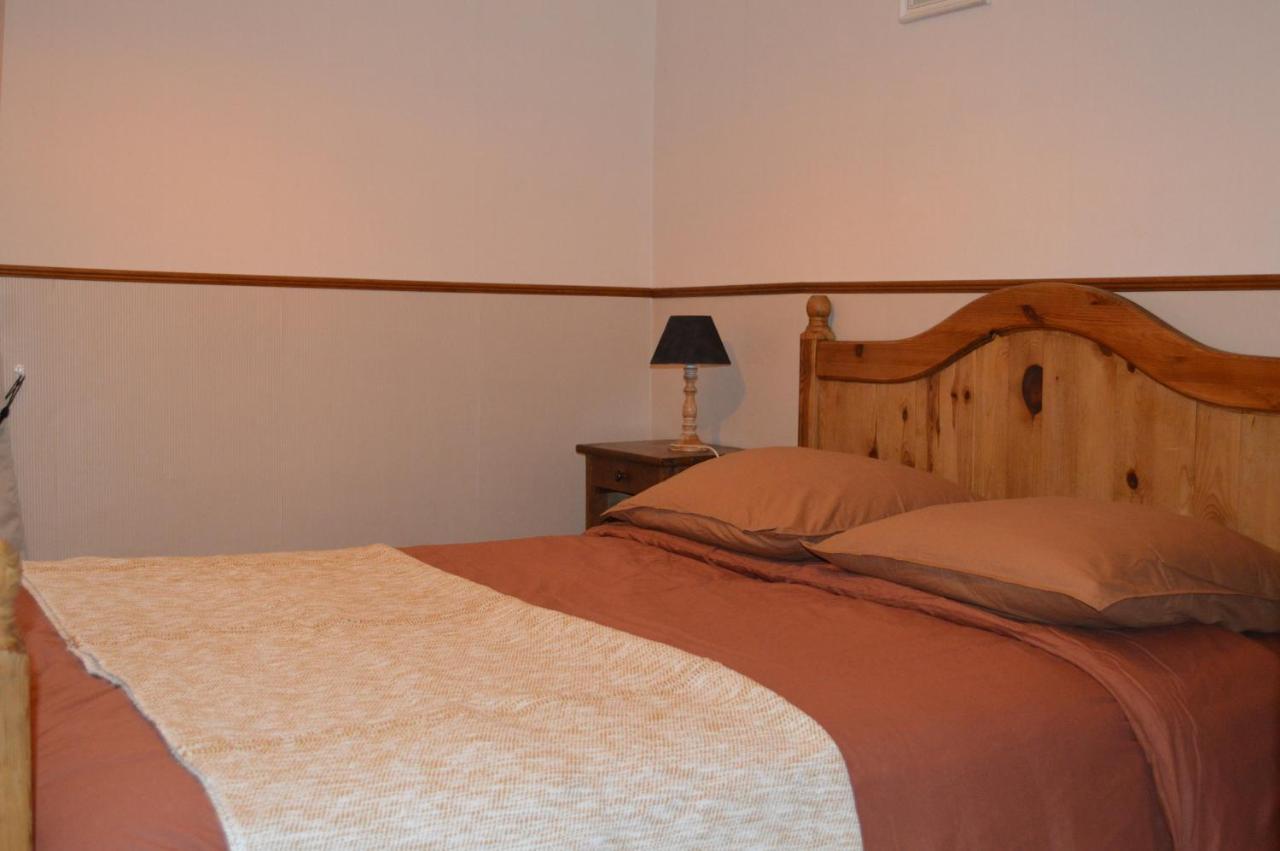 Maison Maliga J&g House Bed & Breakfast Saint-Pierre-de-Curtille
